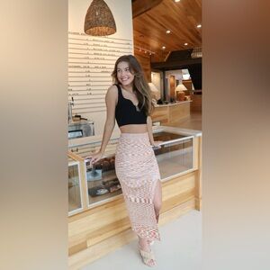 Vestique Vibrant Vintage Pattern Knit Skirt with Slit SZ Medium